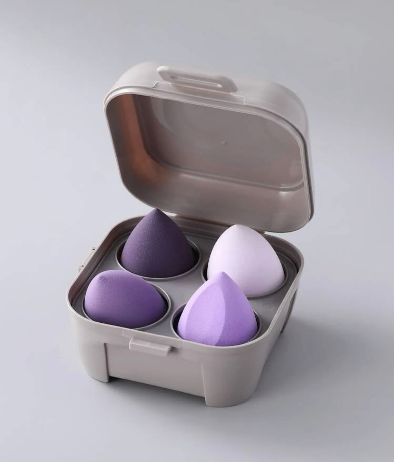 4pc Makeup Sponge w/ storage box